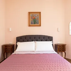 bb-queen-meg-roma.it-romehotels.com/